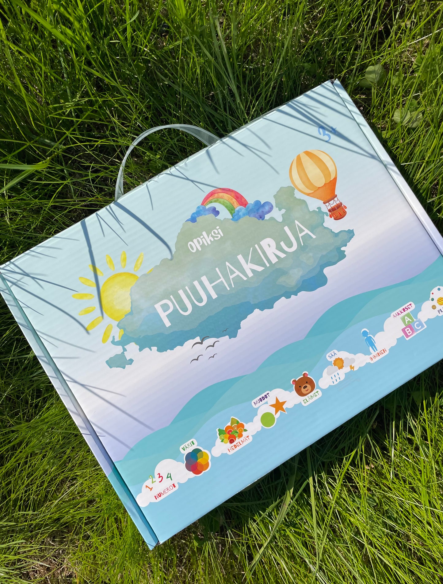 Opiksi - Puuhakirja